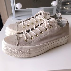Platform Converse